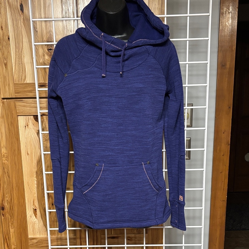 Avalanche Women's Dark Purple Sporty Pullover Hoodie